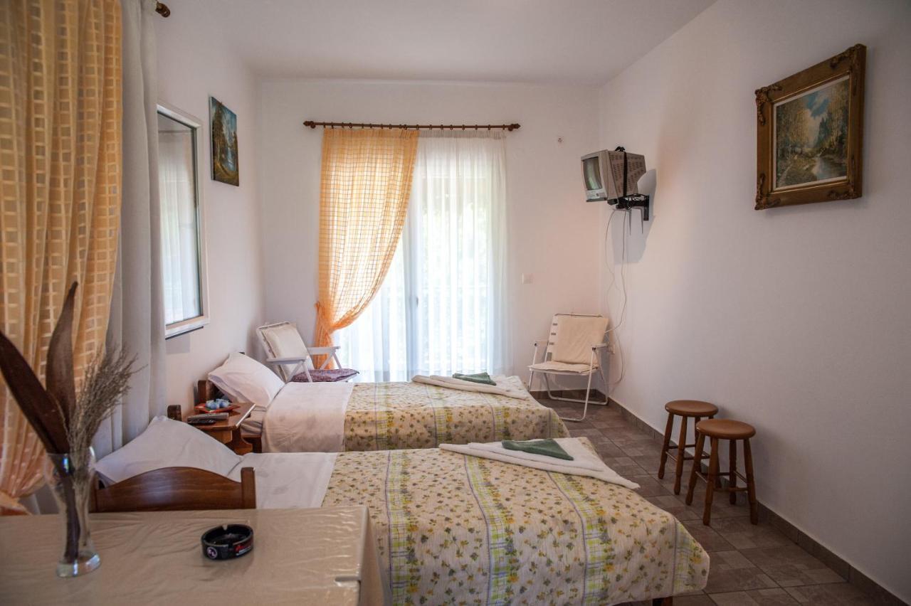 Thimios Rooms Keramiaí Exteriör bild