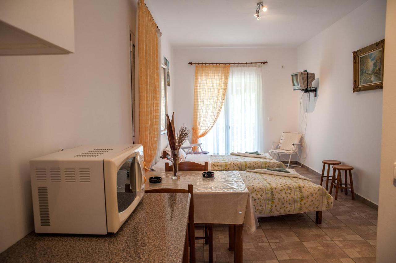 Thimios Rooms Keramiaí Exteriör bild